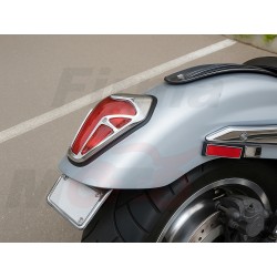 CHROMOWANA NAKŁADKA NA TYLNĄ LAMPĘ TYŁ GRILL OSŁONA HONDA VTX 1300 VTX 1800 CUSTOM