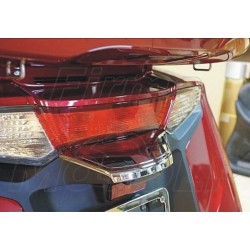 NAKŁADKA NA PODŚWIETENIE DASZEK TABLICY CHROM HONDA GL 1800 GOLDWING rok produkcji 2012-2017